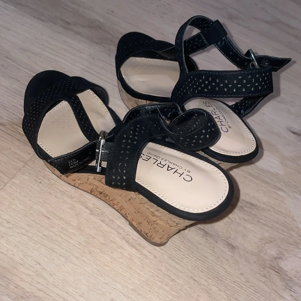 Charlies by Charles David Black Women's Sandals size 7